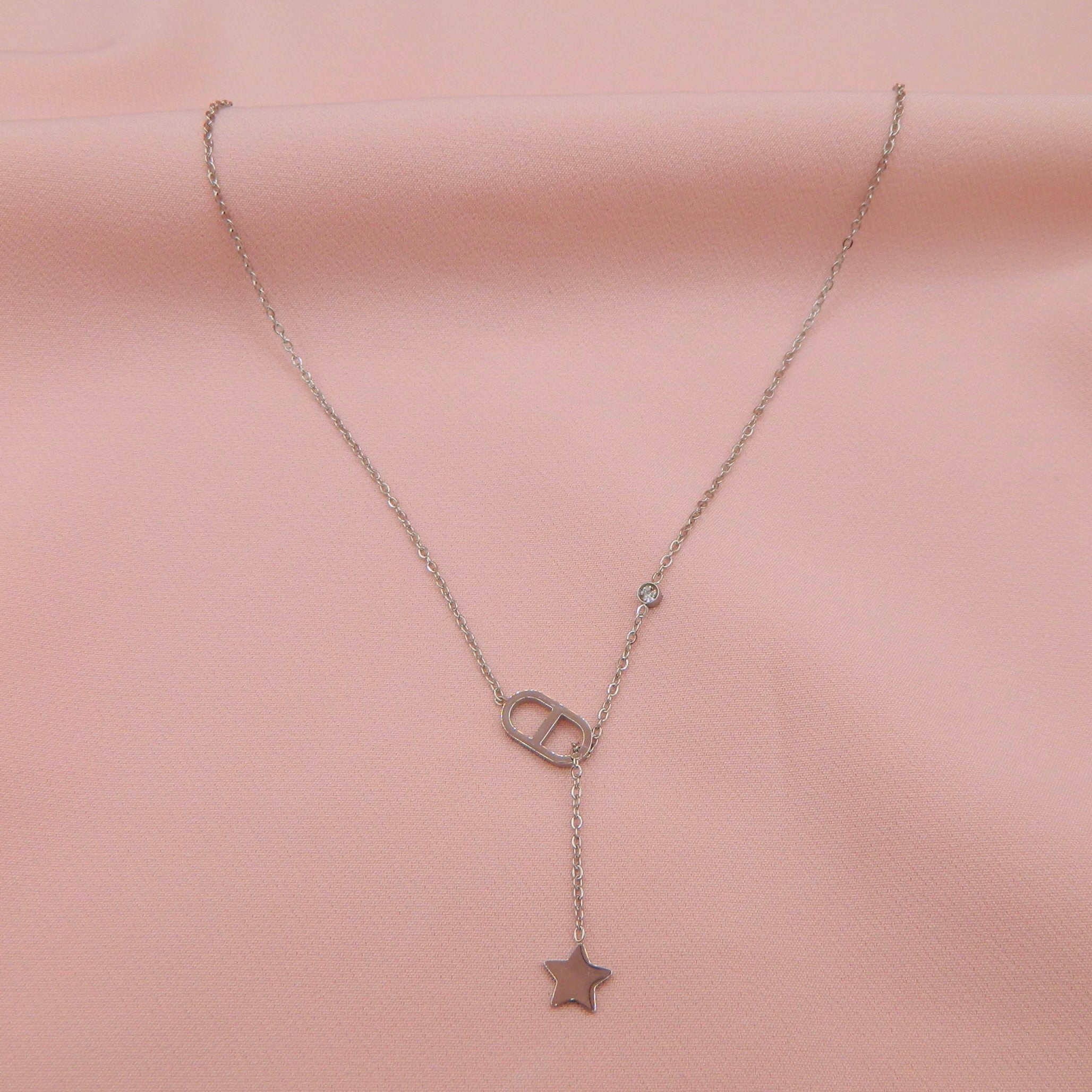 NECKLACE- LOLY
